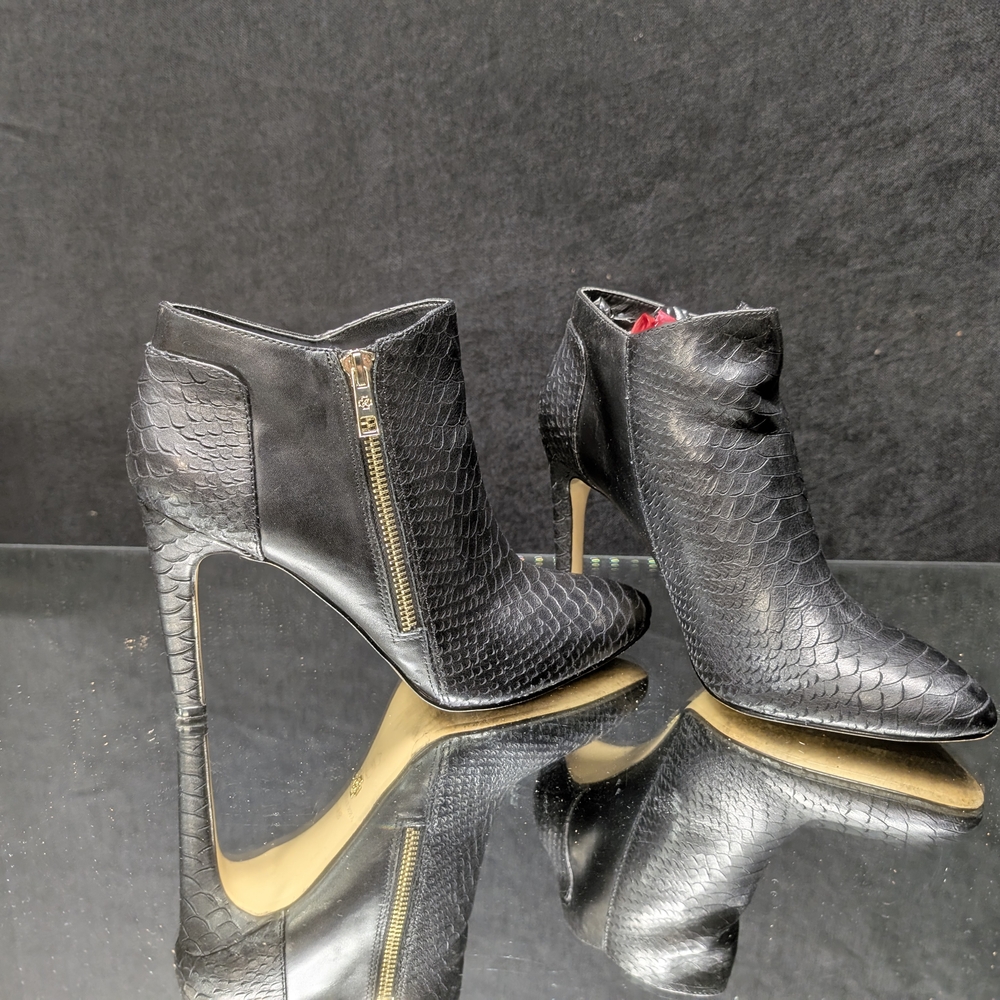 Ann Taylor Black Heeled Boots with Textured Finish
